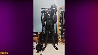 Latex cuckold slave plays in rubber gasmask breathplay and eats cum for mistress