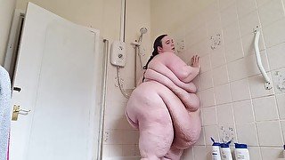 Shower jiggles and washing