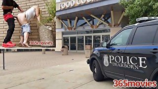 Great Steak Chef Serves Detroit Milf The Meats on Lunch Break Outside Mall on Camera near Police