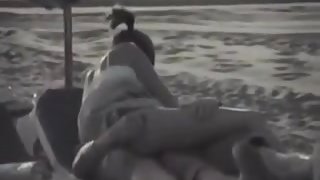 caught fucking on the beach