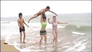 Amazing Lift Carry Beach