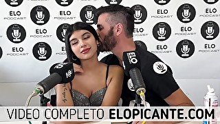 MILU LOPEZ CHUPA LA PALETA EN EL CUARTO PICANTE DE ELO PODCAST