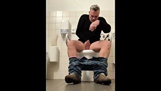 Licking piss of floor and toillet in public toilet