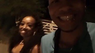 Casal fudendo no mato de madrugada