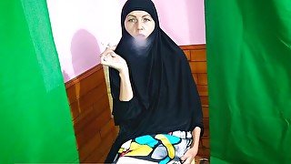 Shameless Afghan Muslim wife Smoking