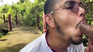 thai couple outdoor blowjob and eat sperm yummy