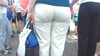 Mature big ass in white pants