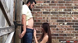 Wild Girlfriend Gives A Nasty Public Blowjob In An Alley