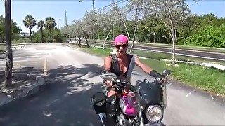 slut bicker chick swallow outside