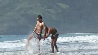 Gay bodies on the beach are insanely hot in an ass fucking video