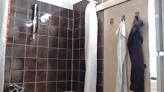 Showering LIVE