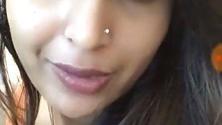 Hot Desi babe on cam