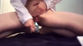 Girls bate with hairbrushes vid 7